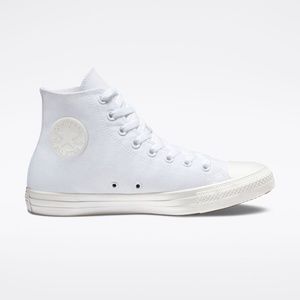 Chuck Taylor converse white high top size 6